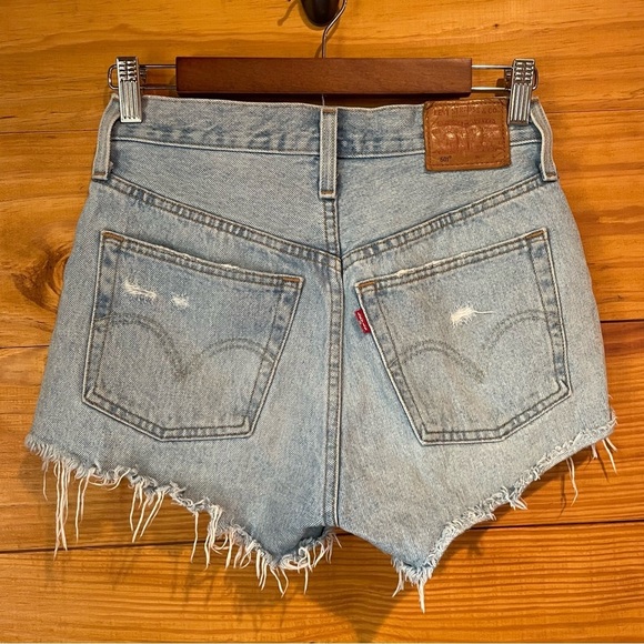Levi’s 501 Original Fit High Rise Denim Jean Shorts Fault Line 24 Distressed - Picture 2 of 11